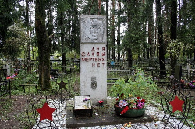 Братское воинское кладбище