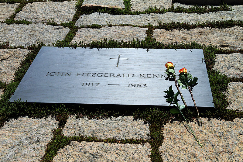 Могила президента Кеннеди