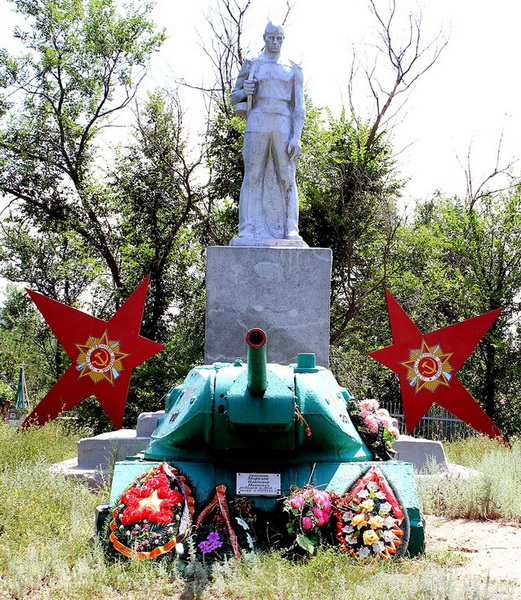 Памятник на братской могиле