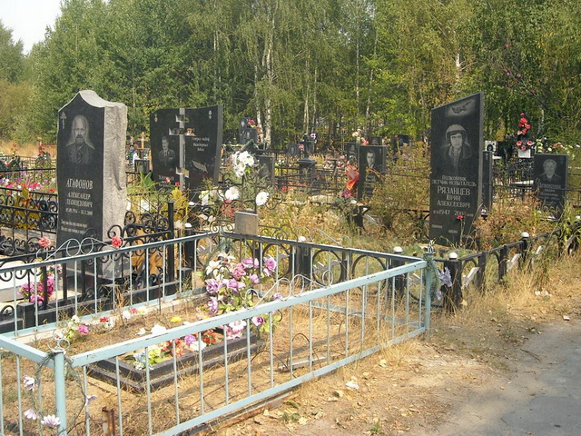 Второй ветеранский квартал на Ново-Сормовском кладбище