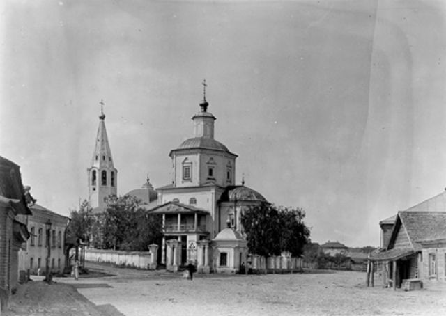 Кладбищенская церковь Фроловского кладбища Вязьмы