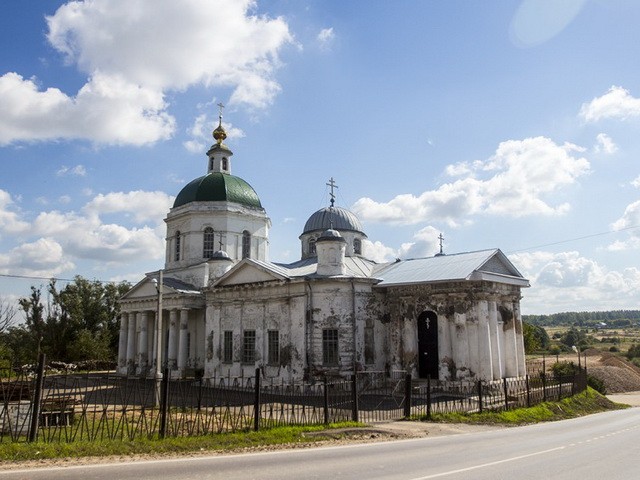 Троицкая церковь в Шелокше