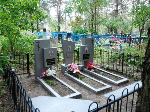 Старая часть кладбища