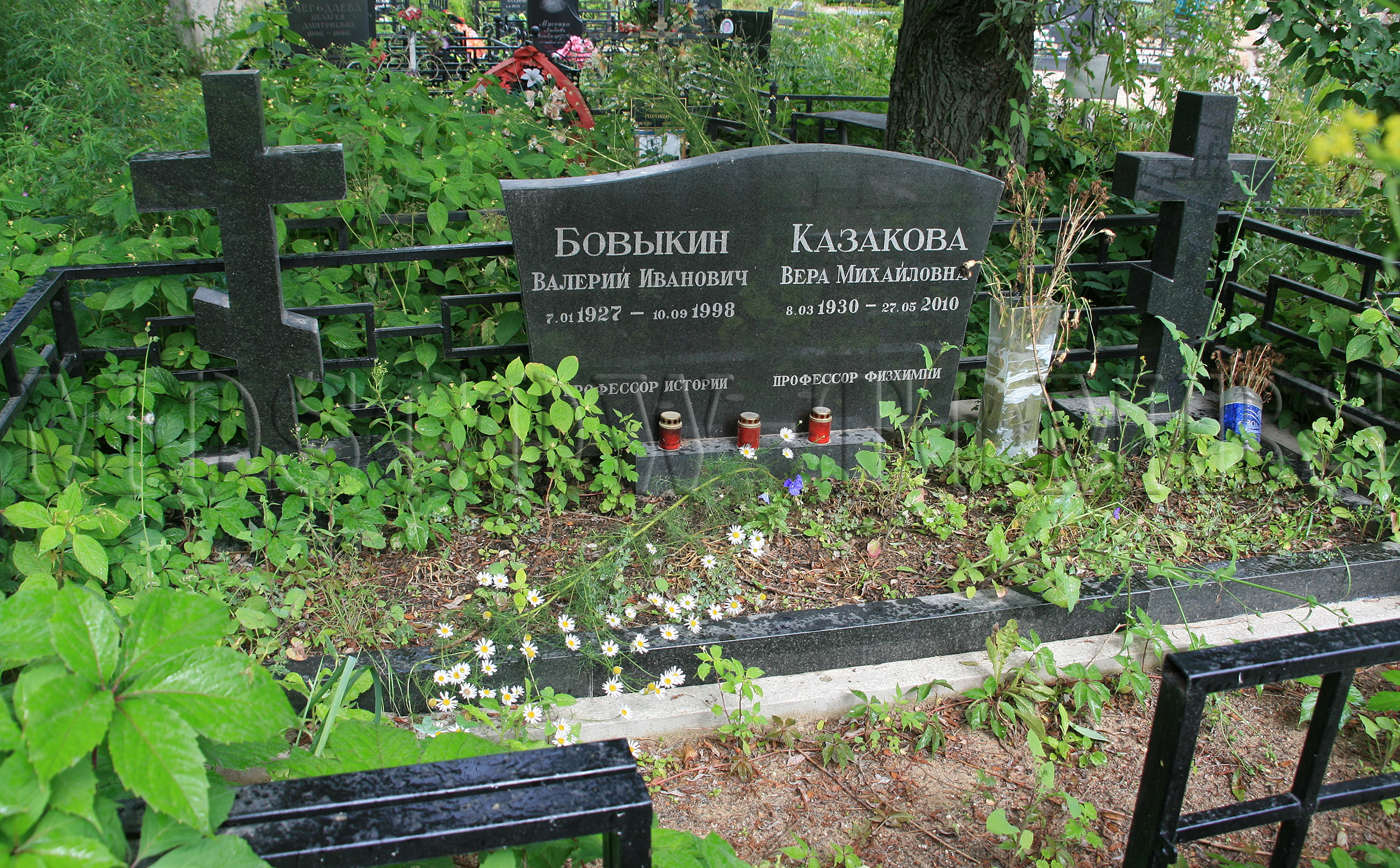 Памятник Валерию Бовыкину