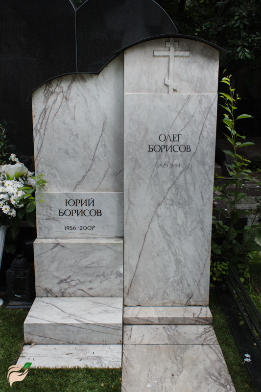 Памятник Олегу Борисову