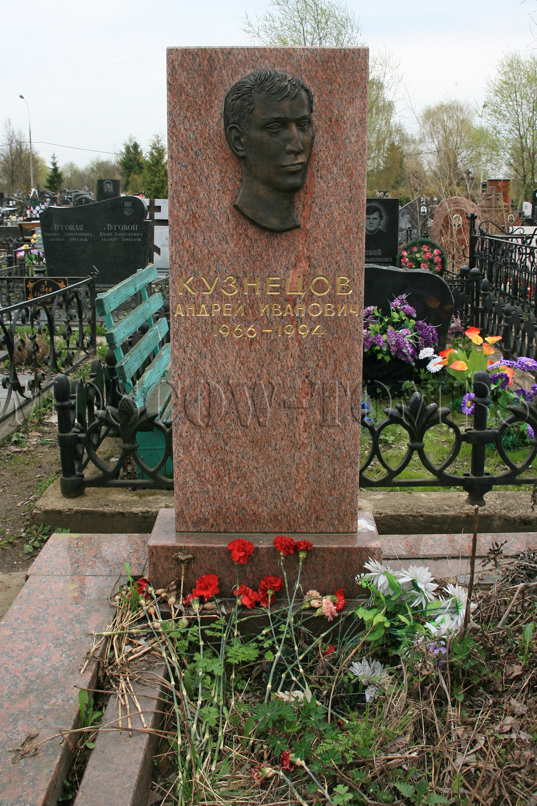 Памятник Андрею Кузнецову